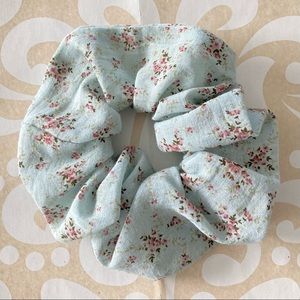 Hair Scrunchie Mini Rose Bouquet💐Aqua